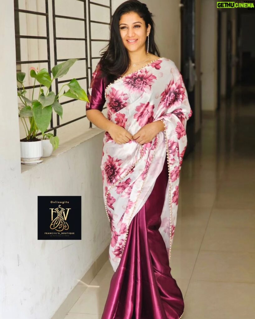 Alya Manasa Instagram - Here is a new launch and a beautiful party wear saree from my one of my favourite online boutique @onlinegits_ ▶ @onlinegits_ They are having wide range of collection at budget friendly price point ▶They offer easy returns and replacement ▶They do provide worldwide shipping ▶ They will customise blouse if u wish to do ▶one stop destination for all the womens who loves different range of saree out there ▶check out their page and grab awesome collection that ur wardrobe deserves #happy valentine's day to all