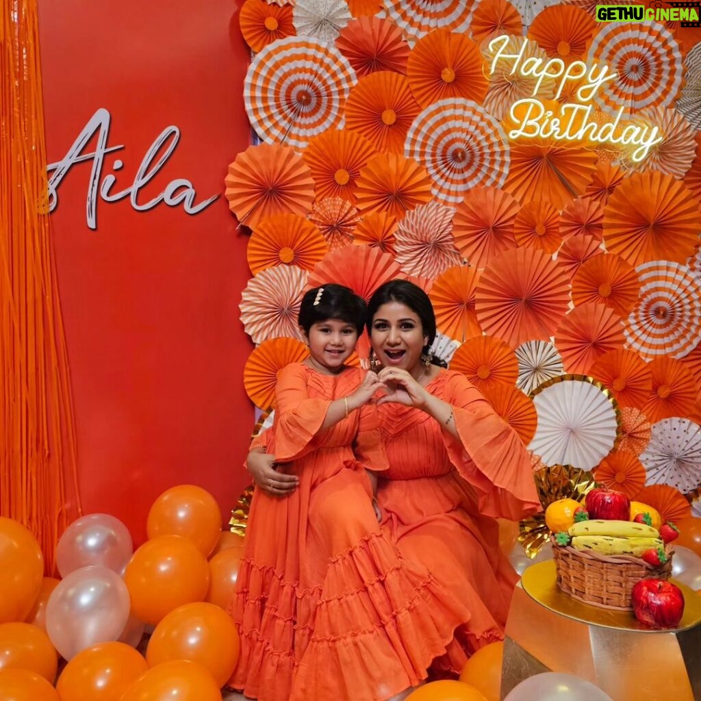 Alya Manasa Instagram - Celebrated aila's birthday very happily 😊 tnxs @sanjeev_karthick For so much efforts to make this so special for her Outfit Amazingly designed by my sister @m_lady_couture Decor kalakitanga what an amazing work @mdeventhub Full vdo will be soon @cineulagam yutube chnl ..Thanks to all the love n support for aila #aila #birthday #march20th