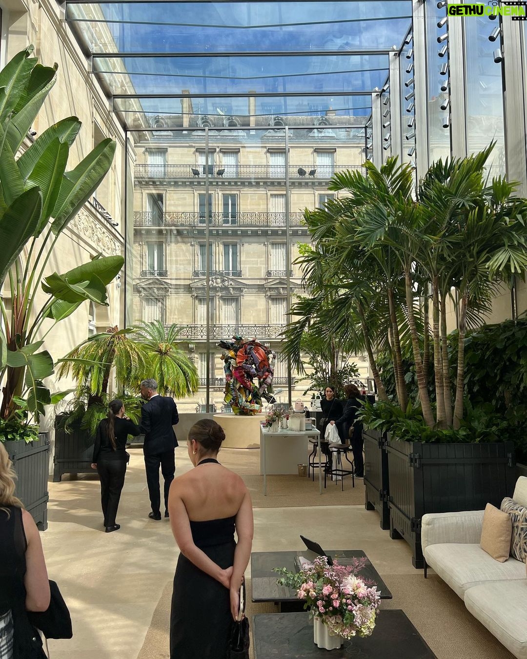 Alycia Debnam-Carey Instagram - If you thought I was done with my whole European experience, you were wrong and no I won’t stop. I can’t. It’s become a problem.