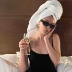 Alycia Debnam-Carey Instagram - 🥂✨