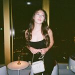 Alycia Debnam-Carey Instagram - Giving you Fran Drescher as The Nanny ❣️