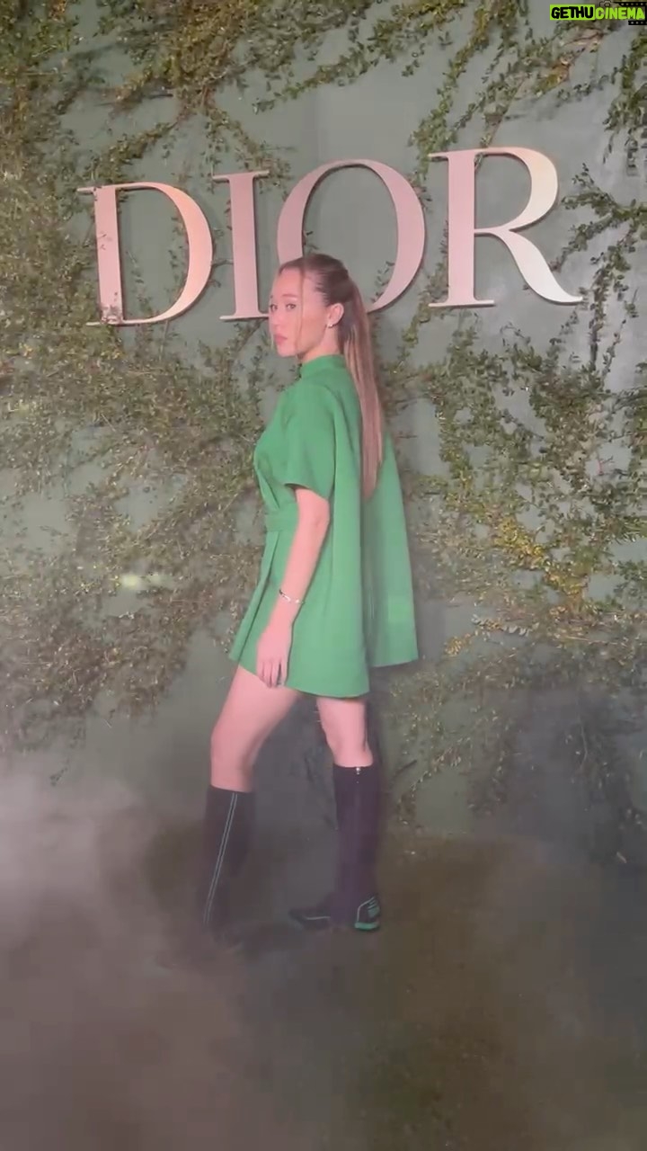Alycia Debnam-Carey Instagram - Last night with @dior β¨π§πΌπ«