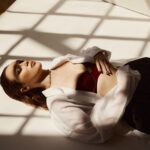 Alycia Debnam-Carey Instagram - So thrilled to be on the cover of @schonmagazine such a dream shoot 🧨💋 Photography + Direction. @benjoarwas Creative Direction + Fashion. @shalevlavan Hair. @dallin.james Make Up. @adambreuchaud Nails. @naokosaita Photography Assistants. @christianscutt + @tylergurdfilm Fashion Assistant. @brigitteshokouhi Special Thanks. @monicawangphoto + The Team @cartier Words. @raeganrubin #schön #saintxonhulu #thelostflowersofalicehart