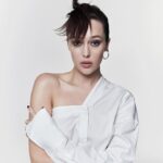 Alycia Debnam-Carey Instagram - @elleaus ✨ Editor: @grceoneill Creative Direction: @paulinapaige Fashion Director: @naomismith Photographer: @pierretoussaint Writer: @kirstythatcher Hair: @darenborthwick Makeup: @victoriabaron Manicure: @cindyvellisnailstylist Producer: @eminente.art Fashion Assistant: @elisestaveley