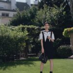 Alyssa Chia Instagram - Paris 🗼 3天2夜怎麼夠呢🥹 但是為了這場秀一切都夠了😎 能獲邀參與 榮幸🙏 期待下次再相聚💕🙏 @louisvuitton #LVSS24 #louisvuitton Makeup_ @clairechengmakeup @21caratmakeup Hair_ @u88na Fashion_ @louisvuitton Photographer_ @h_paris_h