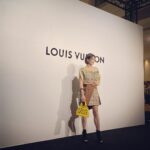 Alyssa Chia Instagram - 看到好多朋友～ 開心😎 Makeup_ @clairechengmakeup @21caratmakeup Hair_ @u88na @louisvuitton #louisvuitton #lvtaipei101
