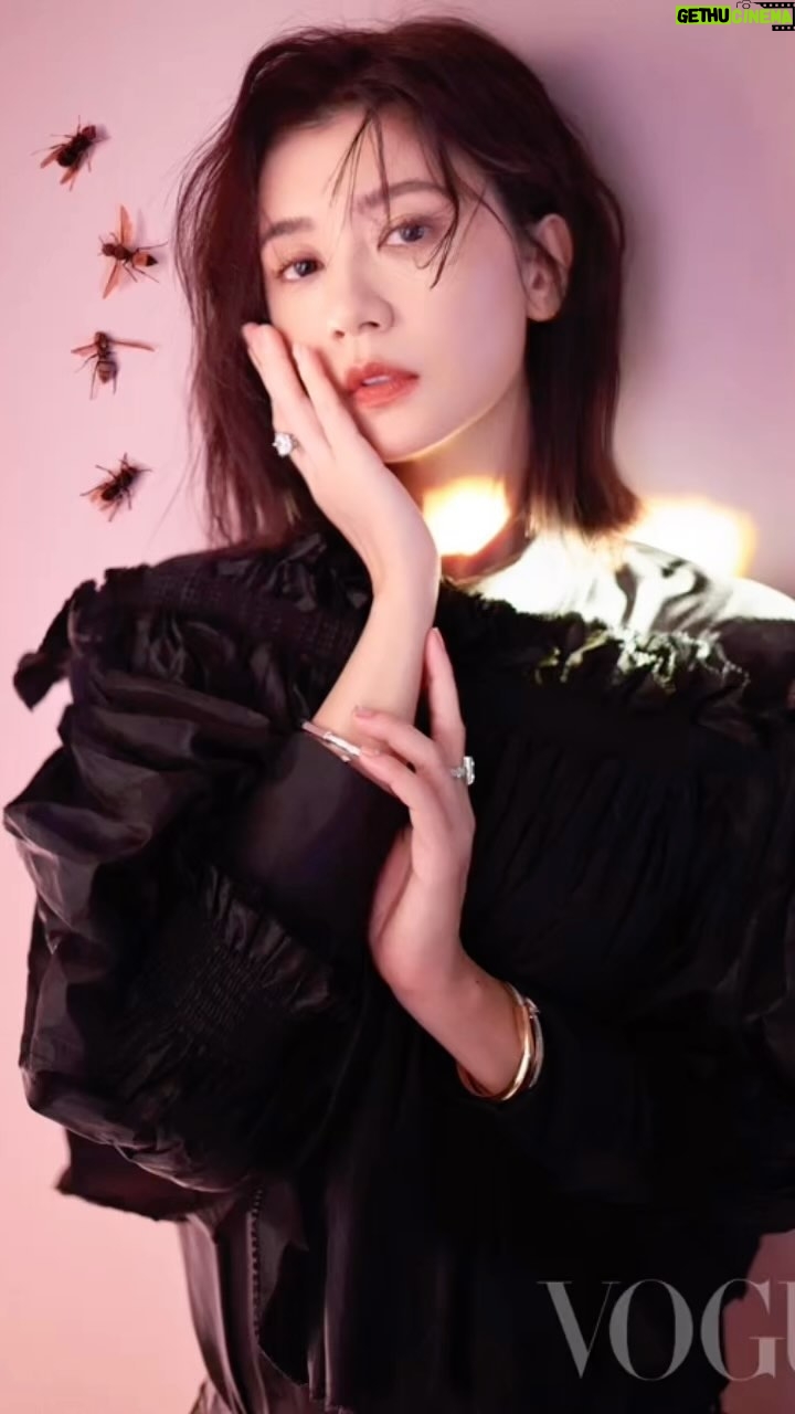 Alyssa Chia Instagram - 聖誕節前的拍攝採訪 很喜歡💗 credit @voguetaiwan APAC Editorial Director:Leslie Sun @sunles Project Managing Director:Amber Lo @yenchenlolo Managing Editor:Emma Huang @emmahuang1030 Photographer:Ming Shi Chiang @icura2000 Video Director:Ping Chen @dogslonely Director of Photography:Chi Ming Chung B Cam:Luke Lee @lukeli19、Jz Chao @jzuncle Assistant Camera:Ian Lin @xupp6 Gaffer:Cash Ng @cashng Video Editor:Ping Chen、Luke Lee VFX:Yang I-Shuan @magen_311_vfx Interview:Ariel Hsu Makeup:Claire Cheng @clairechengmakeup Hair:Una Yen @u88na Styling assistant: Tze Ying Ng @tzey_ing Fashion:TIFFANY & CO. @tiffanyandco , LOUIS VUITTON, CHRISTIAN DIOR, MARC JACOBS