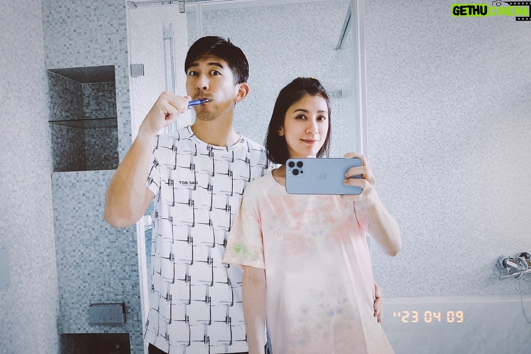 Alyssa Chia Instagram - 每天都與你一起迎接最美好的早晨 搭配最舒服的速眠衣一起努力,迎接新的挑戰 加油,每一天💪🏻💕 @lefthere036 @oneboylife #ONEBOY速眠衣 #屬於你的飛航模式