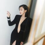 Alyssa Chia Instagram - 今日 是大家給我的自信🫣💕 美好的夜晚💕 #金馬59 @goldenhorsefilmfestival Makeup_ @clairechengmakeup @21caratmakeup Hair_ @u88na Styling_ @melinachen @chingcreative_intl Photos_ @yuweiphotography GOWN_ @monotofficial SHOES_ @renecaovilla.tw @renecaovilla JEWELRY_ @tiffanyandco #TiffanyandCo