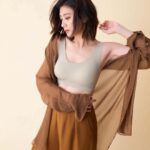 Alyssa Chia Instagram - 女人迎接夏天的方式有很多種💖 我選擇的是ONE BOY Skin Bra 零重力無痕內衣 舒服自在，像沒穿一樣！🤫 夏天穿正舒服還有涼感唷~ #oneboyskinbra #oneboy無痕內衣 #零尺碼輕鬆選 @oneboylife