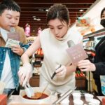 Alyssa Chia Instagram - 好久沒跟大家近距離互動了！ 昨天的一日店長 拉近了我們彼此的距離！ 以後要常常辦這樣的活動 好吃好玩好開心💕 賈以食日6歲了🎉🎉 好多的挑戰 好不容易！ 我們會繼續努力💪謝謝支持💪 @chiaselect.tw #賈以食日 #過年最好伴手禮