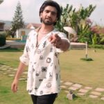 Amaal Mallik Instagram - #Mohabbat ek take mein karke dikhao 💌