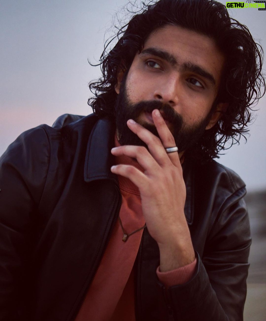 Amaal Mallik Instagram - #JeeRaheTheHum ♥️🎵