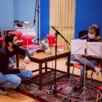 Amaal Mallik Instagram - I have learnt a lot from this genius musician, & it’s truly an honour to work with him. The man with the ‘Midas’ touch and more importantly, a great heart. Recording the strokes section with the legendary @mandolintapas 💯 Blessed to have him on my next single #Mohabbat ♥️🎵 #MohabbatBTS #AmaalMallik #TapasRoy