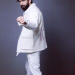 Amaal Mallik Instagram - 4 Million Strong 🤍
