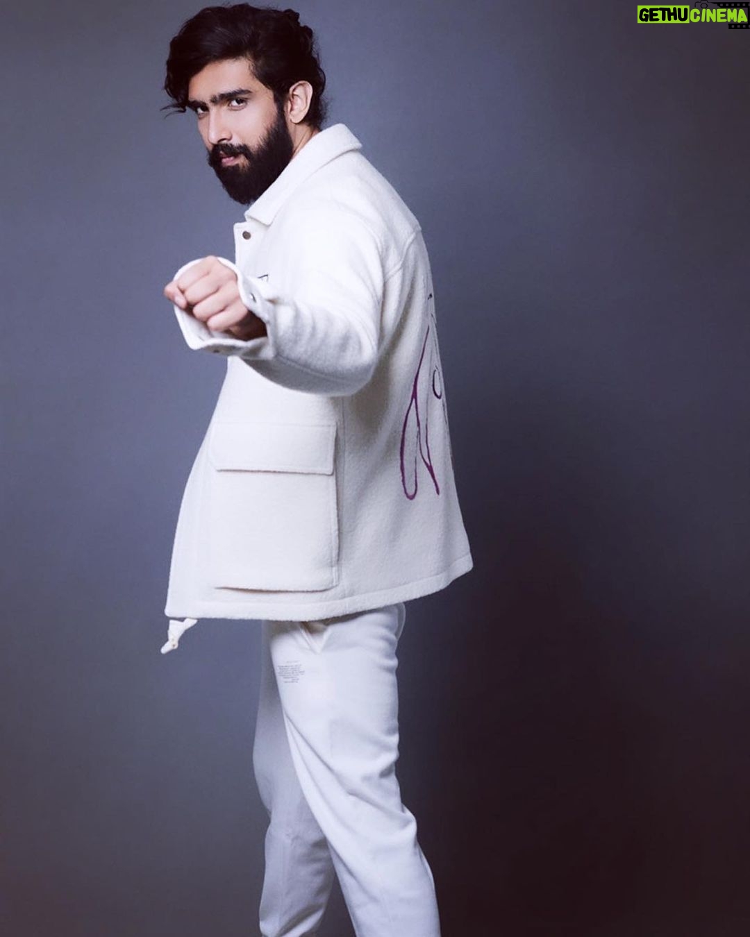 Amaal Mallik - 159.3K Likes - 4 Million Strong 🤍