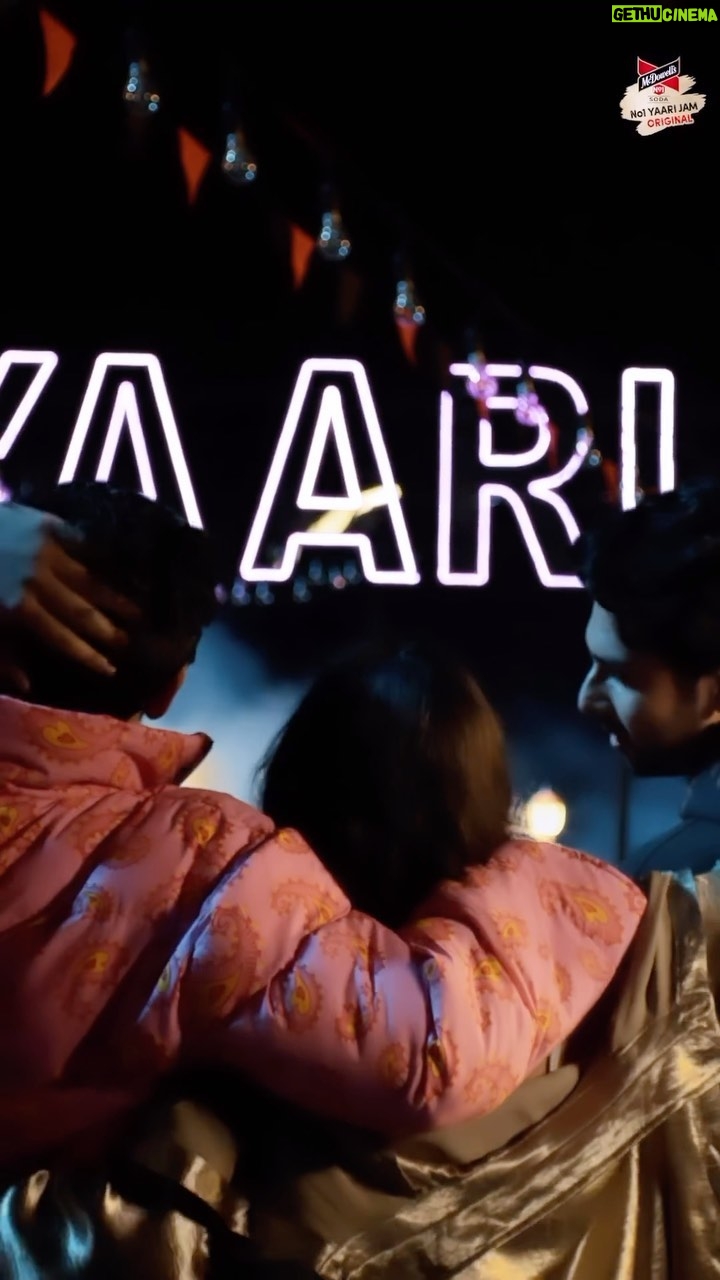 Amaal Mallik Instagram - Goa plan✅ Road trip✅ Yaars✅ Finally went to Goa with @armaanmalik @nikhitagandhiofficial and @no1yaariofficial 🥳✨ Cannot wait to show you how it was 🤘🏻🔥 Stay Tuned to watch our No.1 Yaari jo saari duniya pe hai bhaari ✨ Lyrics : @kunaalvermaa #No1YaariJam #No1YaariVilla #No1Yaari #McDowellsNo1Soda