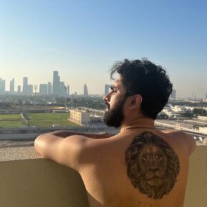 Amaal Mallik Instagram - Having the best time at the #occidentalaljaddaf in Dubai 🤘🏻♥️

@stagealjaddaf @occidental_AlJaddaf