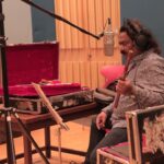Amaal Mallik Instagram – Recording woodwinds with the legend @naveenkumarflute for my next #Mohabbat ♥️🎵

#MohabbatBTS #AmaalMallik #NaveenKumar