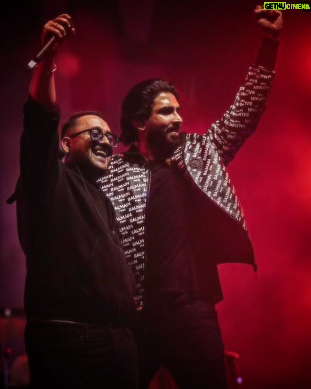 Amaal Mallik - 297.4K Likes - Together forever ♥️🔥
