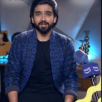 Amaal Mallik Instagram - For everyone who’s desi at heart, catch the vibe on the brand new playlist 🫶 #GoDesi with my latest tracks, ‘Heer Raanjhana’, ‘Jaan Hai Meri’ and more on the link in bio 🎧 #FreshToFavouritesForFree #IncludedWithPrime #AmazonPrimeDay #JoinPrimeNow #amazonmusicin