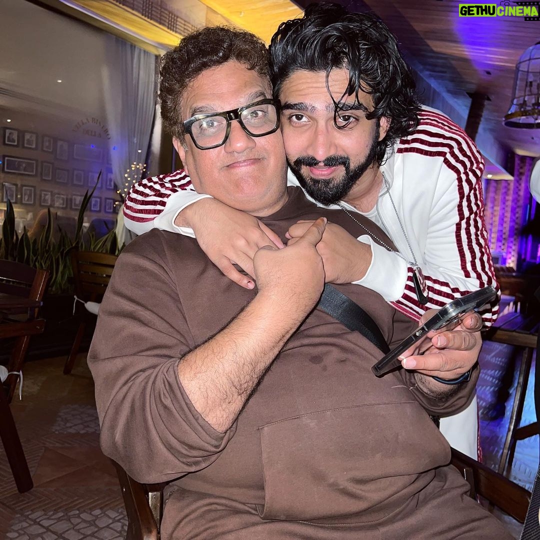 Amaal Mallik Instagram - The best fathers are the ones that not only let their children fly, but continue to remain the wind beneath their wings. Thank you @daboomalik for being the most happiest man even in the most gravest of situations ππ»β₯οΈ Iβm so proud to be your son & can never thank you enough for providing me with all the love, care & support through these years. I am whatever I am today only because of the 3 greatest gifts you have given to me : Your SOUL, Your HUMILITY & Your BELIEF in me that I could compose MUSIC & take the legacy of this family ahead. #HappyFathersDay Love you till the end my #FredFlintstone πβ₯οΈ