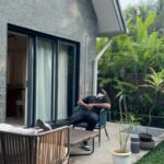 Amaal Mallik Instagram - Making goa my home for yet another weekend & I think I can get used to this 😅😎 #KasuZama is thoughtfully built with utmost passion & attention to detail. This quaint bunch of villas are designed to perfection bringing all the modernism of new age living sprinkled with nostalgia 🏠✨ Thank you @airbnb for the wonderful stay ♥️ #Airbnb Vagator,Goa