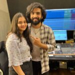 Amaal Mallik Instagram - The young & talented @aarianac makes her debut with the super fun, breezy melody of #ChoriChori and I am super happy to be her Co-Singer on this one 🙌🏻 The first time behind the mic isn’t easy and I’m proud of how she has got the pitch, the expressions, all the right nuances and feels throughout the song👌🏻 What makes this one even more special is that it has been composed by my father, the magician @daboomalik ♥️✨ Penned By : @pranshu.rai.29 The audio is streaming everywhere & I’d want all my #Amaalians to go and check this one out and make it a part of your playlist. Let’s welcome the new kid on the block to the world of music🎶 #AarianaC #AmaalMallik