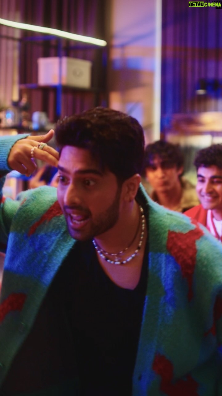 Amaal Mallik Instagram - An emotional day for me as I take the reins as an Executive Music Producer for the @armaanmalik sophomore album. A dream that began with our debut album in 2013, this coming of age album was something I always felt he needed to do, he wanted to do, but could never find the time through the last decade of innumerable film music releases in I dunno how many languages and a gig life that he was obviously smitten by 🤒 🤯 The artist was waiting, praying to break free from the cyclic lifestyle to give time to his soul, his music & somehow break the 4th wall and enter into the next dimension. I knew he was ready & I always knew since the day I heard him sing on stage at the tender age of 4; that he would do miracles one day 🫶🏻💯 Rightly so, this album and its character is nothing short of a miracle & I’m glad I get to co-pilot this flight with you my baby, even 10 years down the line 🥲♥️ Proud to have witnessed a journey of incredible passion and madness with you & the talented bunch we put together for this dream of an album we proudly call #OnlyJustBegun ! Rightly so, we drop the freshest sounding dance record that’s screaming pop ALL OVER 🌈🦄🔥 #MereKhayaalonMein Out Now❤️🔥🚀 Credits - Song Composed & Written By: @armaanmalik Music Producer: @karankanchanmusic Album Executive Produced By : Yours Truly Director: @krishtrivedi7 Video Produced By: @daboomalik & @hashimbachooali Production House: @mwm.entertainment Choreography: @dimplekotecha DOP: @iamnikunjsingh Offline Editor: @sarthakcheema Online Editor: @rohitpadwal2 Creative Producer: @momomatiz.pov Director’s Assistant: @chloeprabhoo Colorist: @vyshakshiva_colorist 1st Assistant Camera: @_niteshshinde Camera Trainee: @varad.tandel Steadycam Operator: @jibinkodiyan123 Focus Puller: @deepakgaikwad66 Gaffer: Jitendra Kharwar Rigger: Mustaq DMX operator: Sikander Lights: @monalisastudiolightsandgrips Wardrobe: @malvika_tater Art Director: @faisalsaif555 Associate Art Director: @gayatrikath HMU: @kin_vanity Mgmt: @aayushmansinha @liveitupwithrajeev