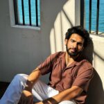 Amaal Mallik Instagram - This song speaks to my soul 🤎 #RememberMe