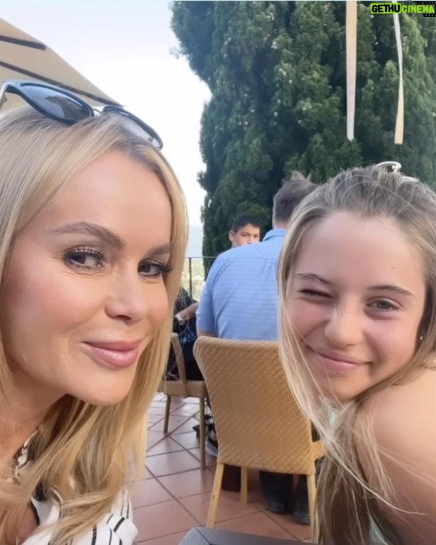 Amanda Holden Instagram - With my #HRH filming #theitalianjob with @chattyman ❤️