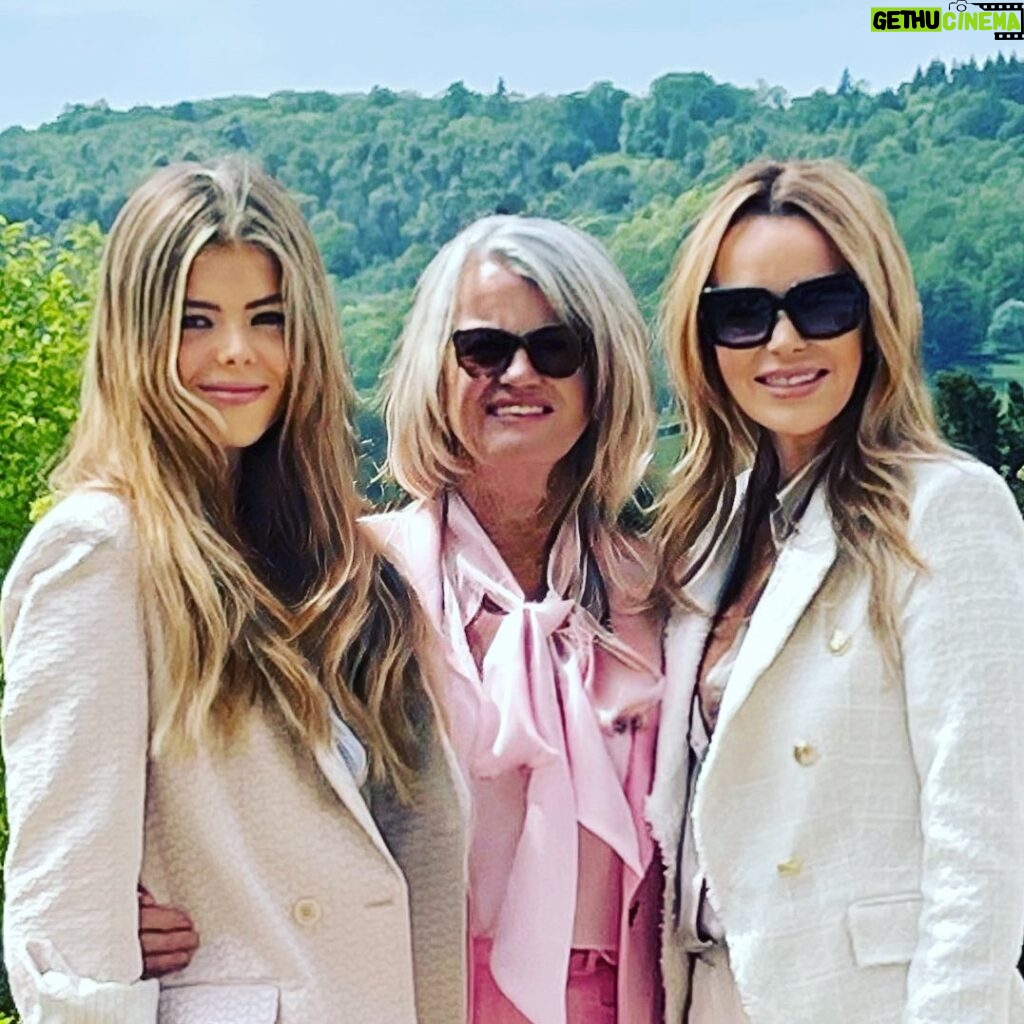 Amanda Holden Instagram - Such a gorgeous afternoon with my mummy and @lexi.hughes_official