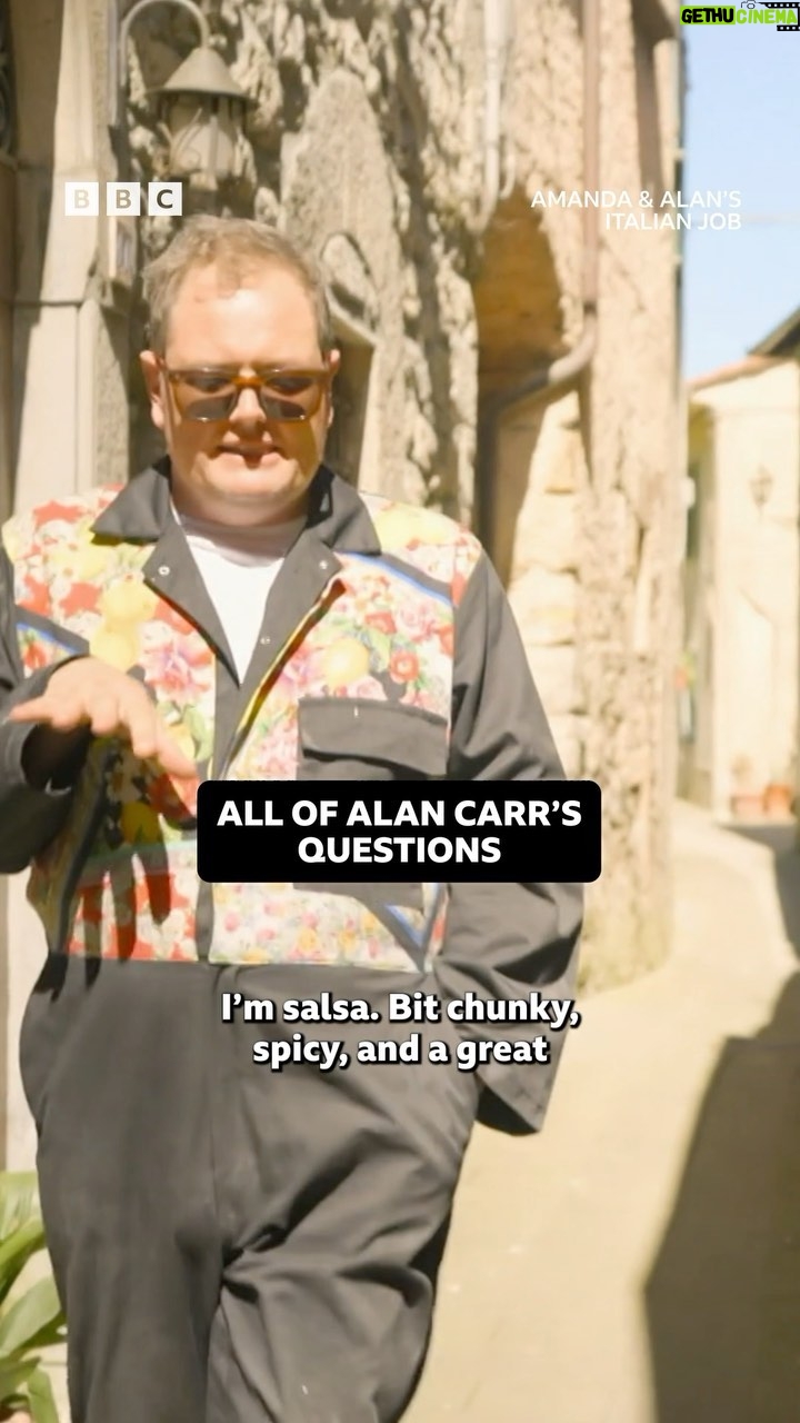 Amanda Holden Instagram - When ‘What if’ questions are your love language 🩷 @chattyman @noholdeback #AmandaAndAlan #ItalianJob #iPlayer #Italy