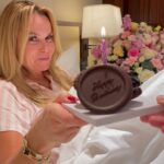 Amanda Holden Instagram - Omg what an amazing birthday. My husband has gone nuts! 5 bday cakes in 🐽❤️😂( he said he wanted to make a point😂) what a truly lovely day with my girls and him.. ☀️