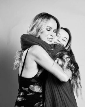 Amanda Holden Instagram - To be a Mama is the greatest privilege of my life. 
To still have my mummy is wonderful 
I know today can be difficult for so many 
Behind every family there is always a story of love and loss …
Today I will make the most of all of it and hopefully get breakfast in bed 🙏🏻
#happymothersday … ❤️