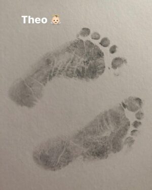 Amanda Holden Instagram - To be a Mama is the greatest privilege of my life. 
To still have my mummy is wonderful 
I know today can be difficult for so many 
Behind every family there is always a story of love and loss …
Today I will make the most of all of it and hopefully get breakfast in bed 🙏🏻
#happymothersday … ❤️