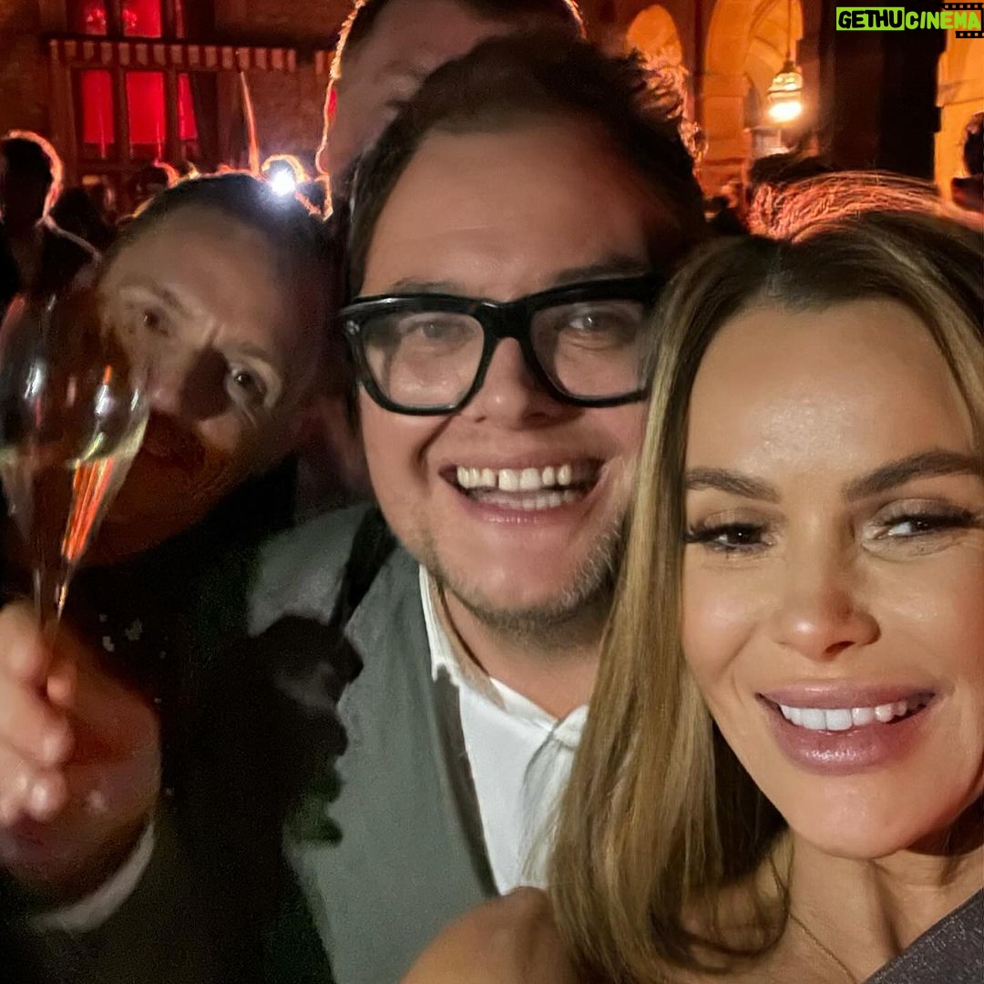 Amanda Holden Instagram - Happy 1st Jan 🥰 Estelle Manor