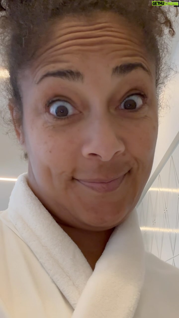 Amanda Seales Instagram - @langhamchicago made a work trip feel like vacay!