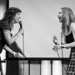 Amanda Seyfried Instagram - A glorious @gayshamecomedy evening fundraising for @newrootsartists captured by @photojuice 🏳️‍🌈