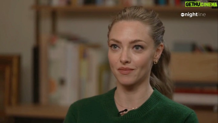 Amanda Seyfried Instagram - Amanda Seyfried is known for playing an infamous entrepreneur on-screen but off-screen she has become one herself. The Emmy-winner teamed up with her life-long friends Anne Hoehn and Maureen North to create their company @makeitcutekids which makes sustainable children’s playhouses. Tonight on Nightline, why she says her company is “more powerful” than her acting career.