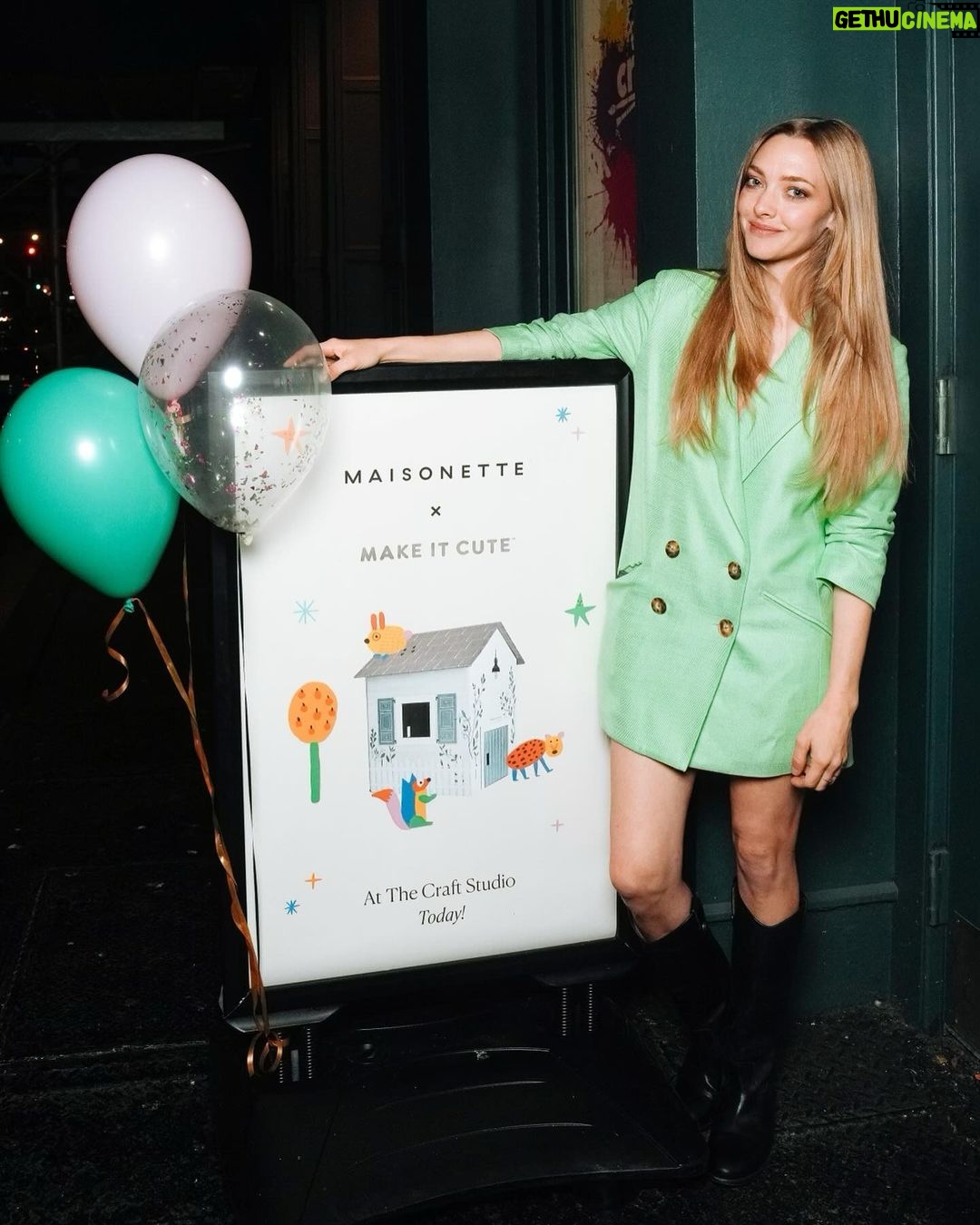 Amanda Seyfried Instagram - We’re on @maisonetteworld, y’all!