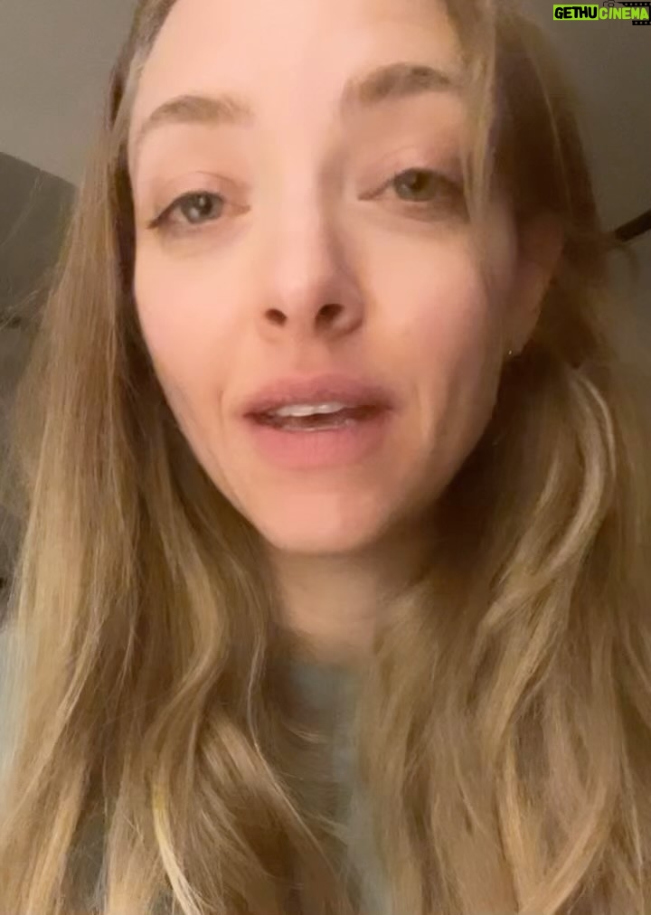 Amanda Seyfried Instagram - Thank you @goldenglobes and @lizmeriwether !!