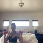 Amber Heard Instagram - Abs-olutely dying! #aquaman2