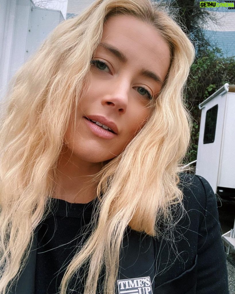 Amber Heard Instagram - Back under the Vancouver sunshine. Thought about wearing my bikini and inflatable to work today but didn’t dare get caught in the same outfit two days in a row on Instagram.
