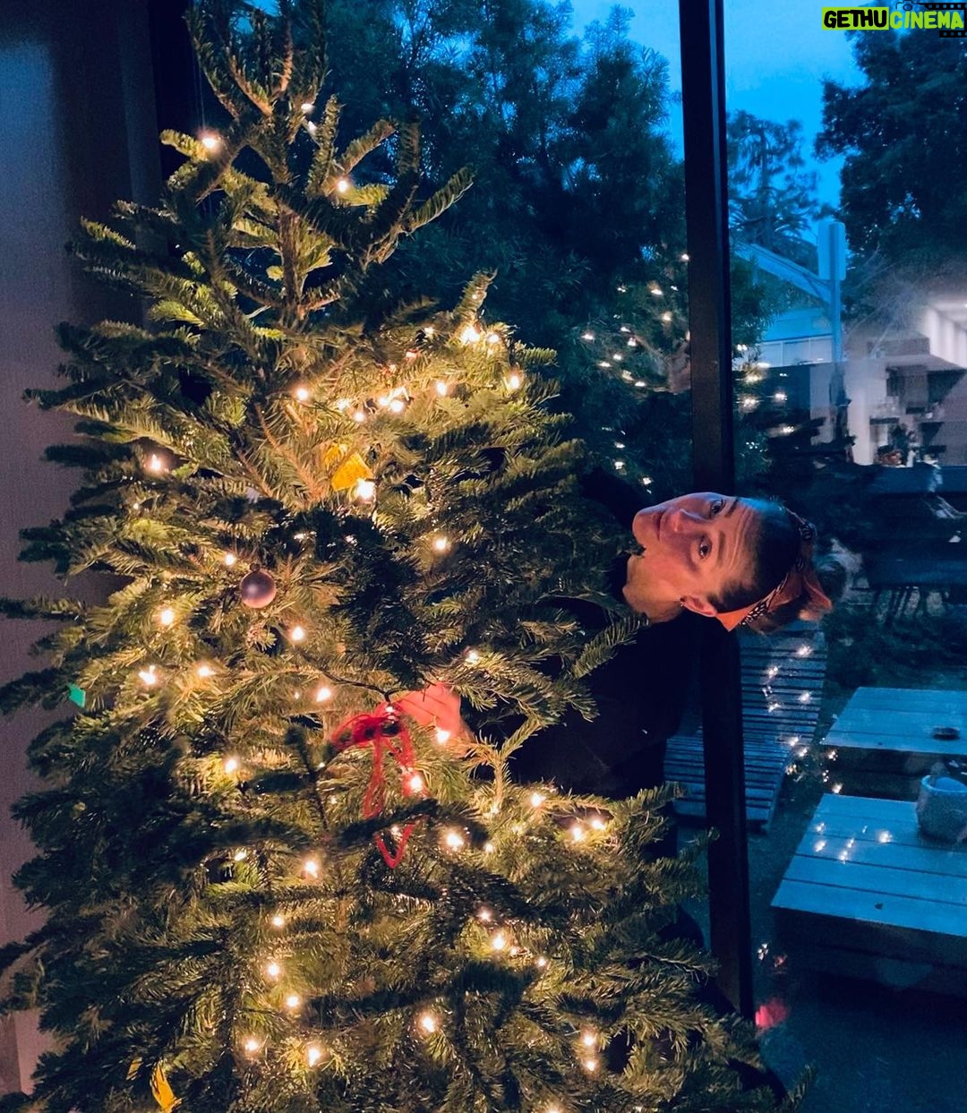 Amber Heard Instagram - Been a little tied up