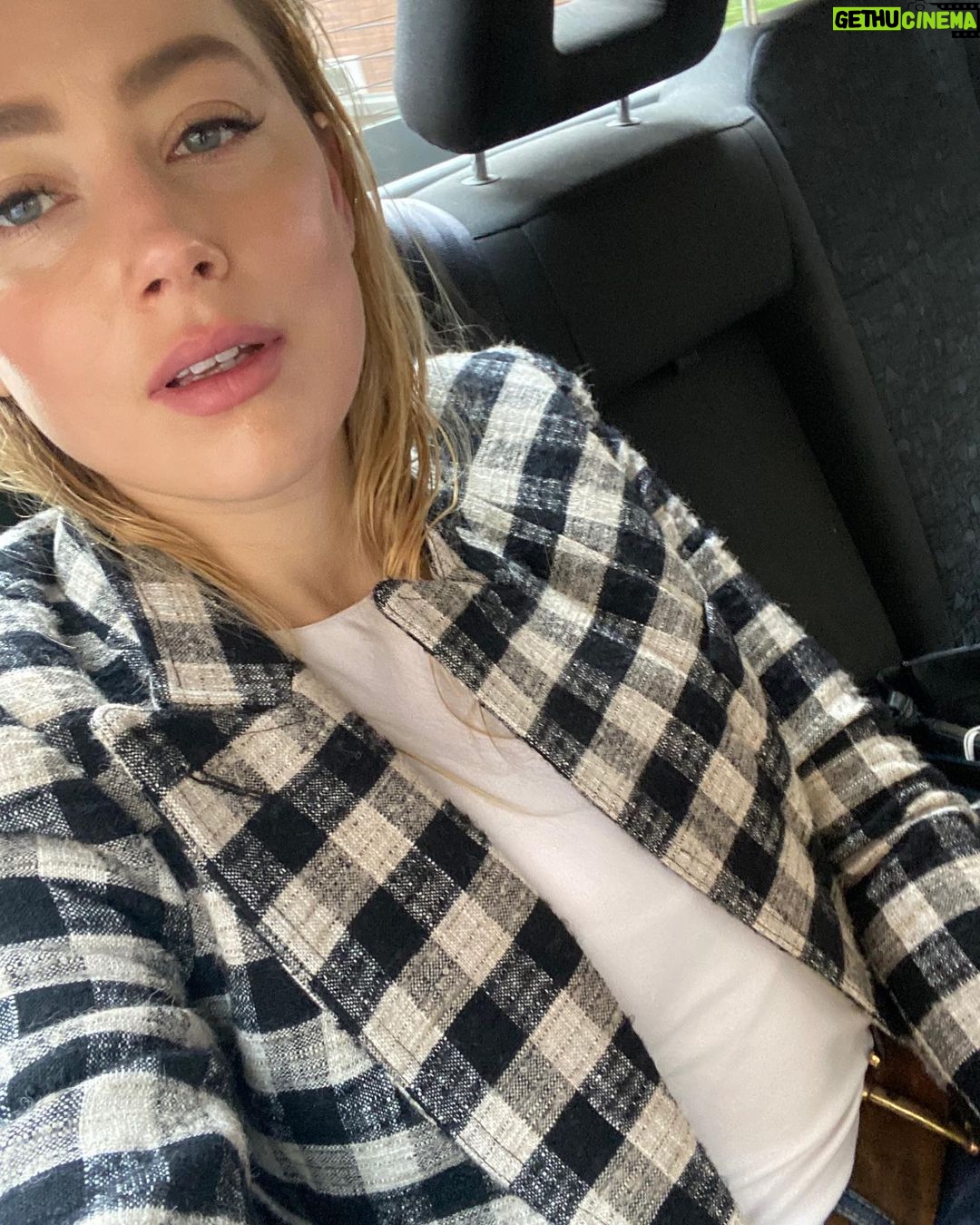 Amber Heard Instagram - It’s been a minute since I posted a car selfie