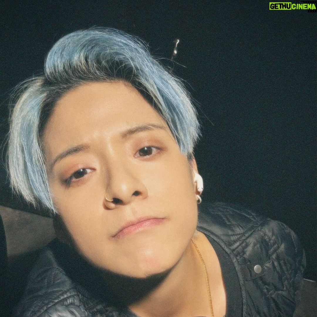 Amber Liu Instagram - NMSS TOUR LEG 2 DONE!! It was so good being back in DC, always love my DMV peeps (NO IDEA WHY I WAS SO SHY THAT DAY๐งก๐) and wow LONDON, so grateful to have my first solo show EVER there with you guys and it was a great note to end leg 2 of this tour with you (i know i failed HARD on my hat throwing ๐ซฃ). Iโm gunna take some long ass naps and get some JackJack time in before the team and i head for LEG 3 in a couple of weeks. I KNOW SOME OF YOU HAVE BEEN TO EVERY STOP ON THIS TOUR PLEASE REST, I BEG U TO REST. ๐ NEXT STOP TOKYO FEB 20 โ๏ธ And to my amazing homies on the road with me: Sam, Jonah, Sid, Leo, Halima, Shik, Krispy and Austin. Love you guys and thankful to have been tired & sleepy together with you guys for the past two weeks with you guys. WE DID A THING AND WILL CONTINUE TO DO THINGS! 1, 2, 3, AUSTIN!! ๐ ๐ซ TICKET LINK FOR LEG 3 IN BIO ๐ซ