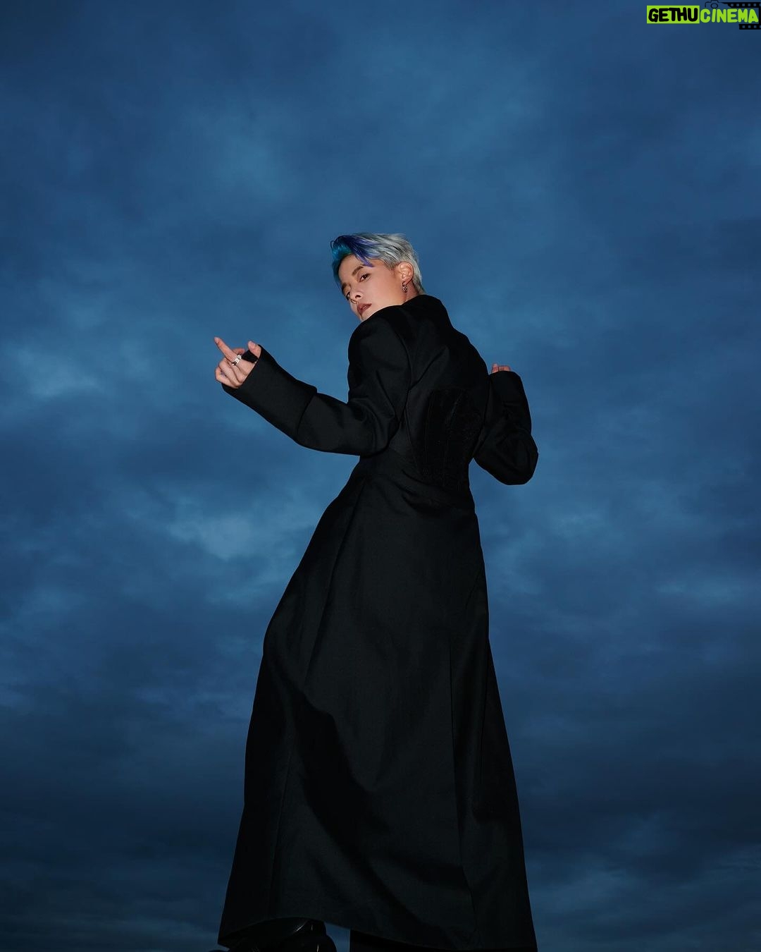 Amber Liu Instagram - Amber Liu on bridging music and identity “I just want to share my story, and whoever’s willing to listen, I’m more than appreciative and thankful for that.” Talent: Amber Liu @amberliu Words: Jiselle Liu @jiselle03 & Laura Sirikul @lsirik Photos: Peter Yang @yopeteryang Fashion: Hannah Kerri @hannahkerrri Makeup: Christopher Miles @christophermilesmakeup using @shiseido Hair: Aika Flores @by.aikaflores for Exclusive Artists using @fatboyhair Los Angeles, California