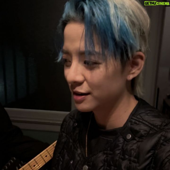 Amber Liu Instagram - SF, LA, SD its been a crazy weekend with you all! ๐งก๐ Thank you always for the vibes and the energy ๐ the team and i had a f***ing blast ๐๐ I know some of you have been with us all three days, TAKE NAPS AND HYDRATE!! CHICAGO, I WILL SEE YOU TOMORROW!! ๐ค