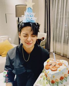 Amber Liu Instagram - And fuck im 31 hahhaa, thank you for all the birthdays wishes everyone! I’m off the grid atm taking some much needed naps and… cleaning as always hahaha 😅 to another year of crazy adventures, boba and JackJack snuggles. Thank you always💛🧡